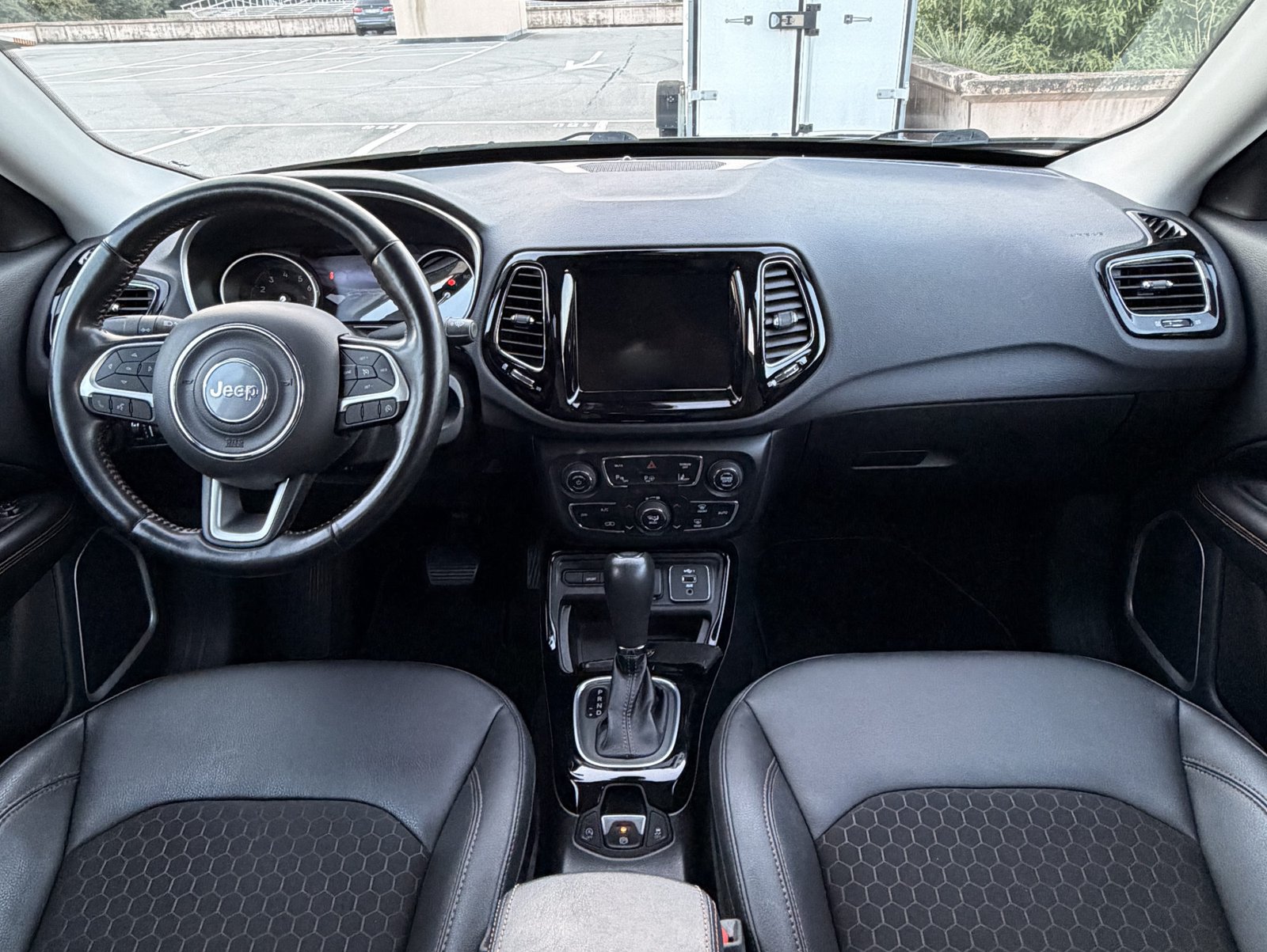 Jeep Compass 4x2 1.3 Turbo Limited DKG - foto 8