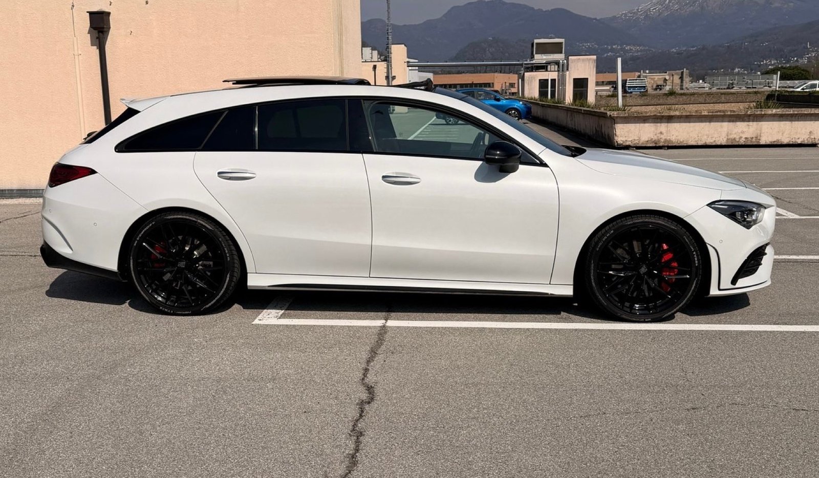 MERCEDES-BENZ CLA Shooting Brake 35 AMG 4Matic 7G-DCT - foto 3