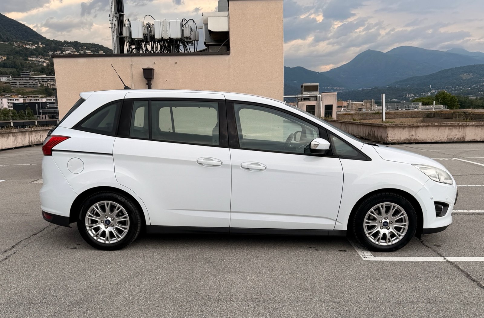 FORD Grand C-Max 1.6 TDCi Carving - foto 5