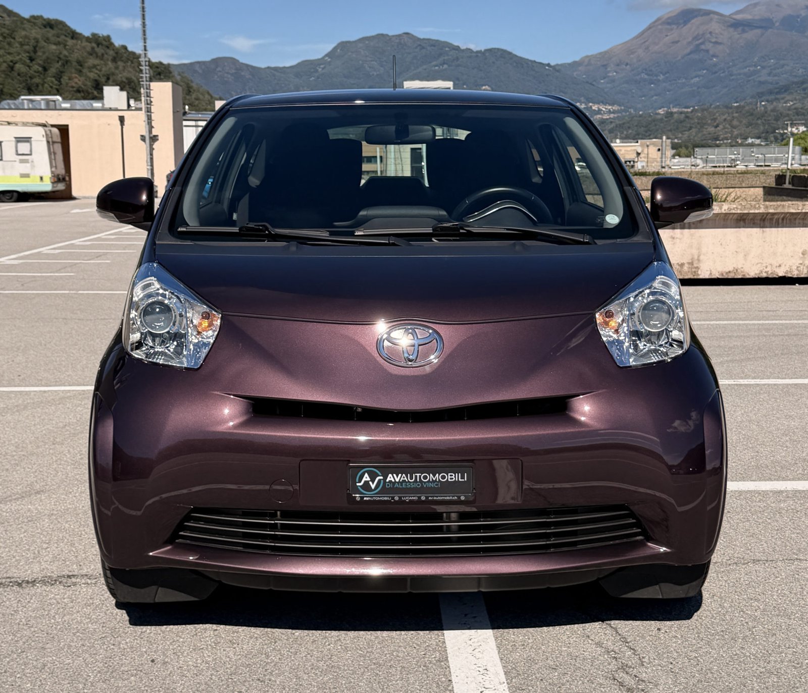 TOYOTA iQ2 1.0 VVT-i - vista 3