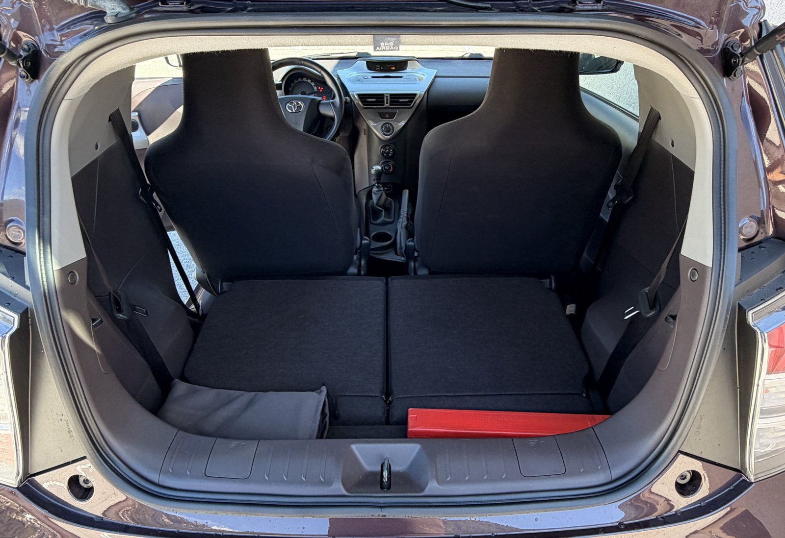 TOYOTA iQ2 1.0 VVT-i - galleria foto 5