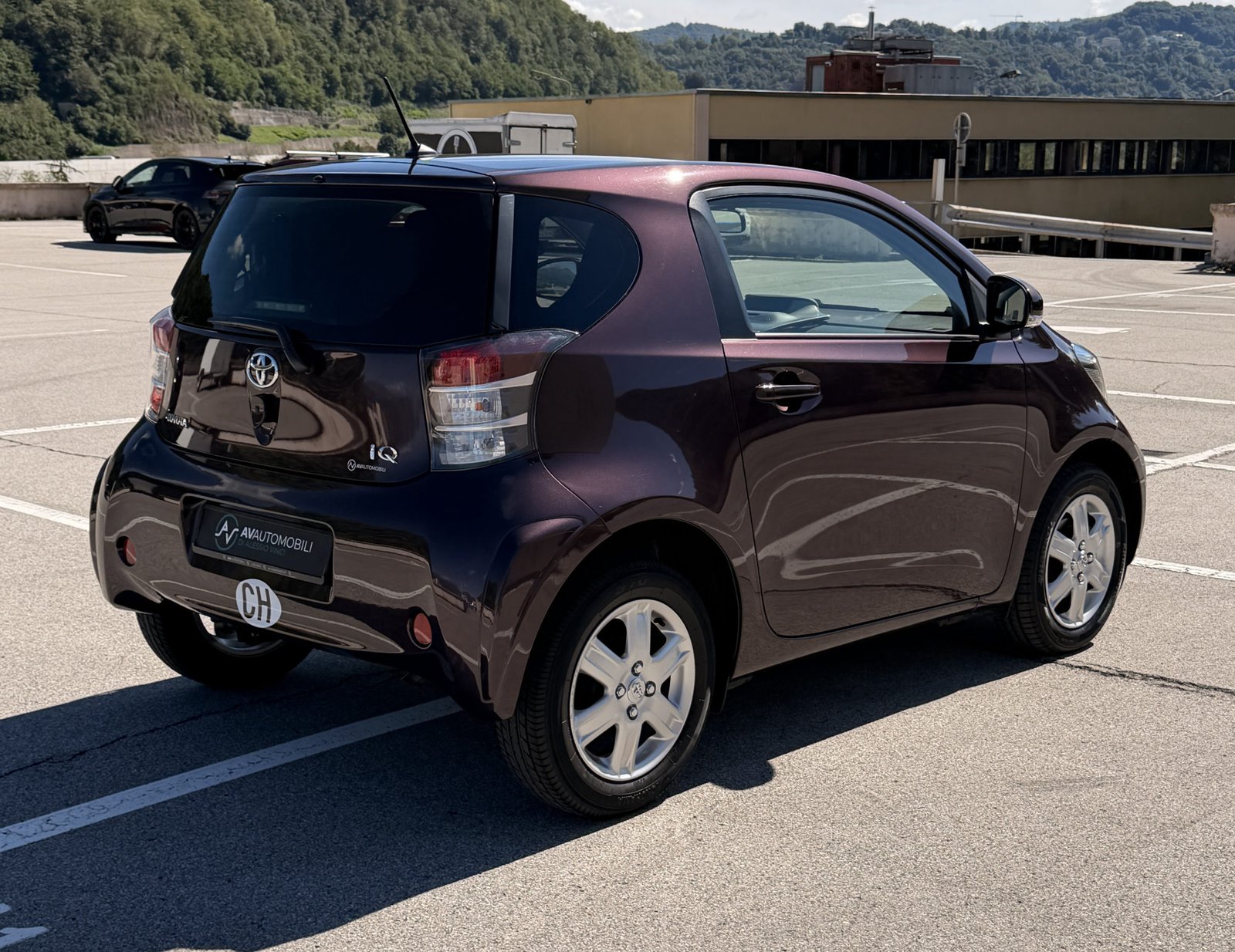 TOYOTA iQ2 1.0 VVT-i - galleria foto 9